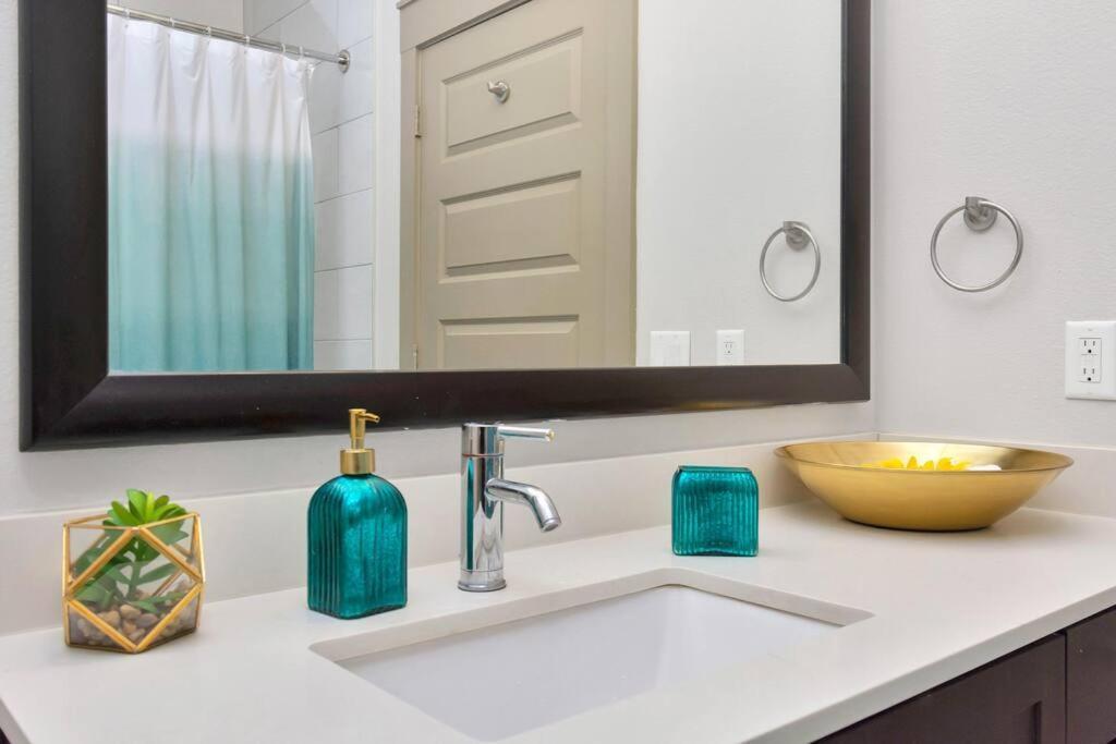 U1 Penthouse Downtown Houston 1Br 1Bth Apt Book Now!! ภายนอก รูปภาพ